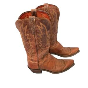LUCCHESE Savannah brown Cowboy Boots. Handmade in Texas. Detailed stitch pattern